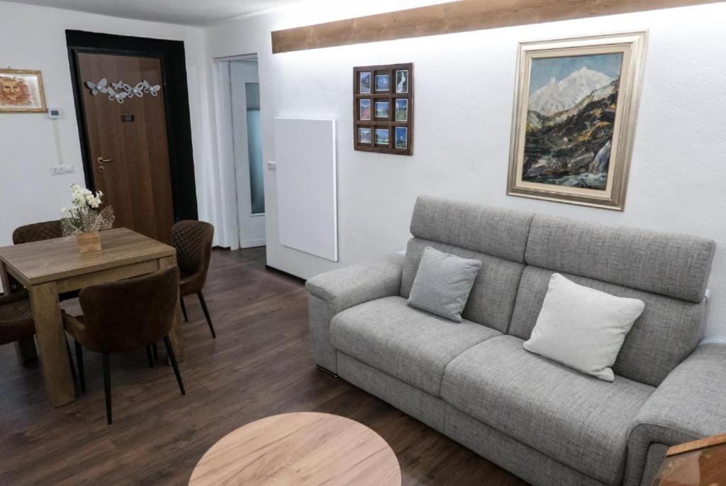 Ferienwohnung Casa Sofia Aosta Exterior foto